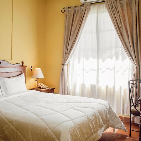 Hotel Villa Terra Сан-Сальвадор Экстерьер фото